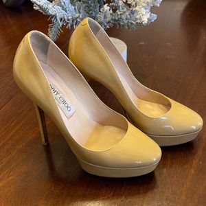 Authentic Jimmy Choo Patent Leather pumps - nude
